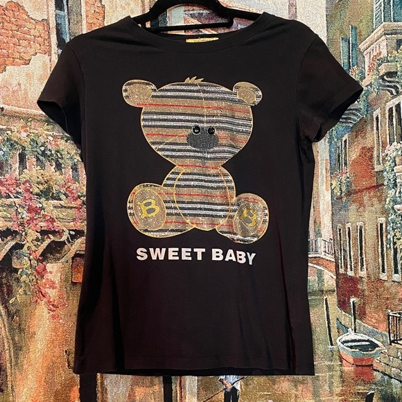 Vinizbena Tops - Vinibenza Sweet Baby Black Bear Women's Tee